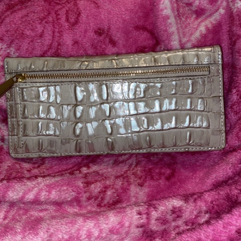 Brahmin wallet